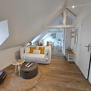 https://santorin-appartement-lumineux-au-coeur-de-vannes.inbrittany.com