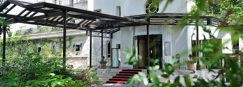 Le Grand Hotel - Domaine De Divonne Francia