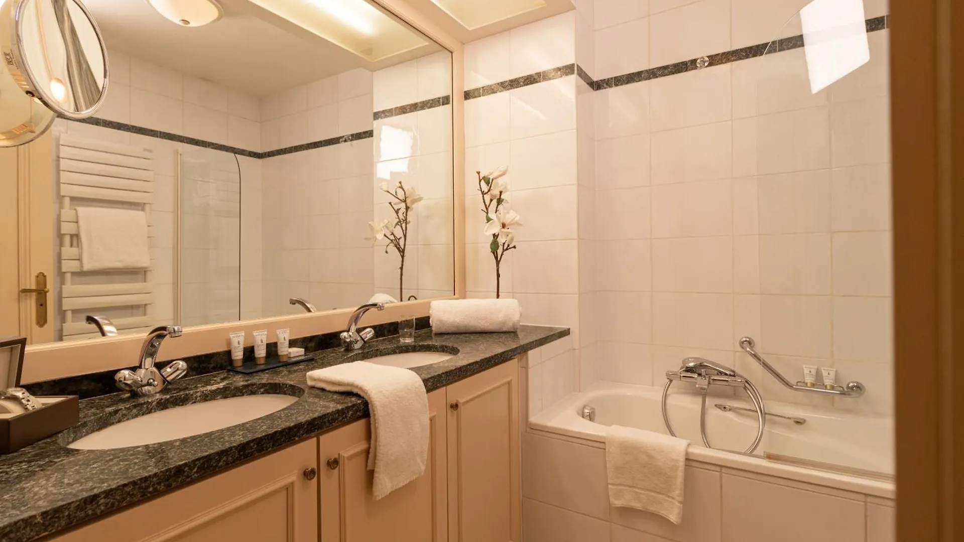 Le Grand Hotel - Domaine De Divonne 4*, Divonne-les-Bains Francia